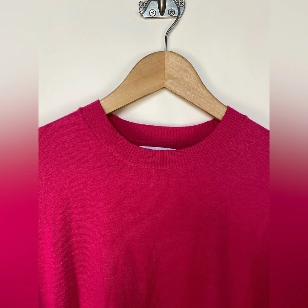 Calvin Klein Hot Pink Knit Sweater Signature Logo‎ Patch